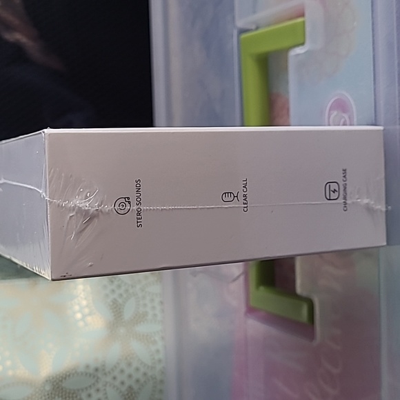 NIB Wireless Earbuds Sport BX30 Charging Case Running earbuds NEW in Box SEALED - Picture 4 of 7